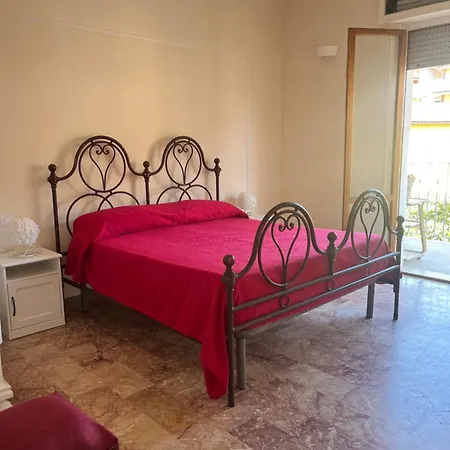 Casa Giovenza Feriehus Porto Azzurro